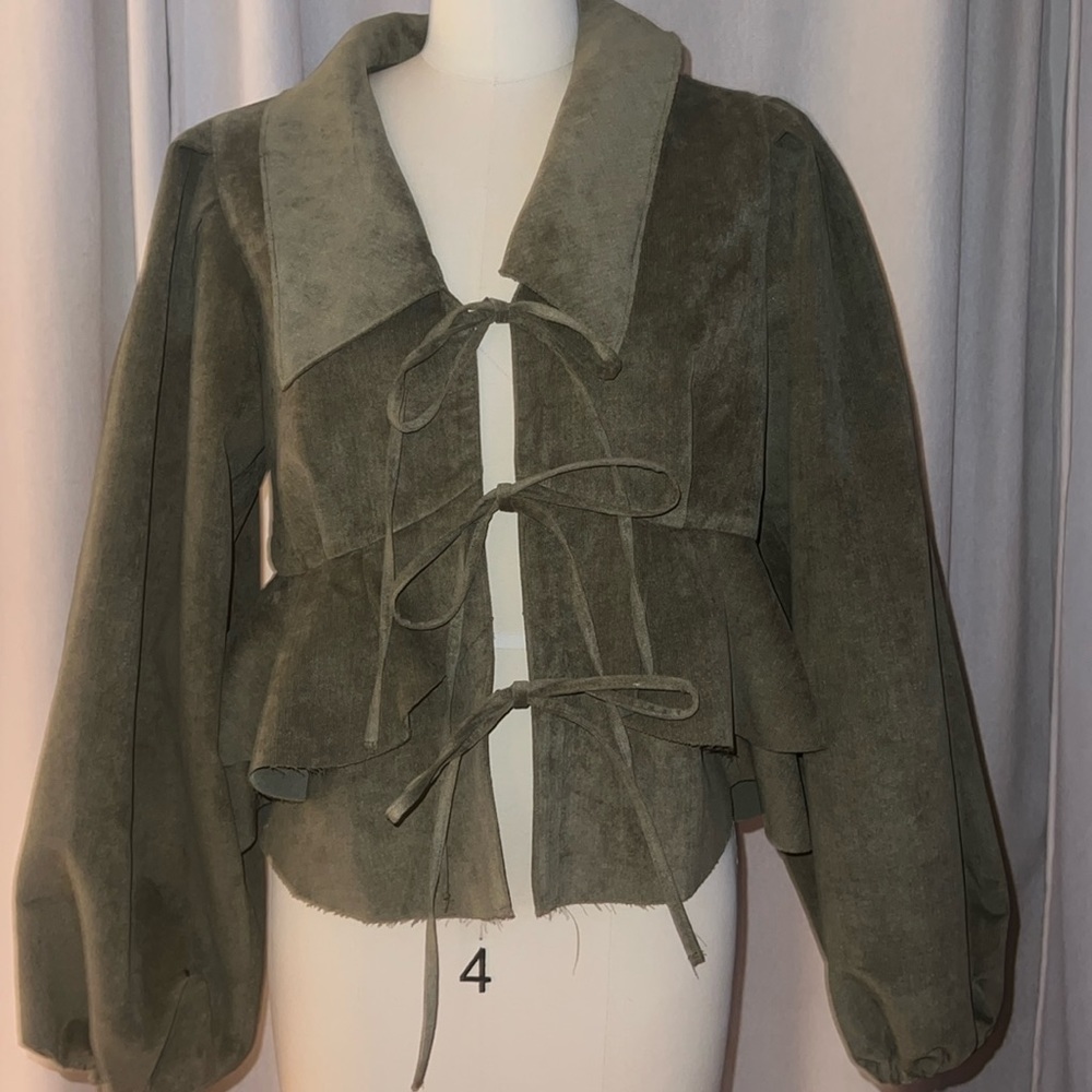 Luxury faux suede blouse in olive - beautiful made!